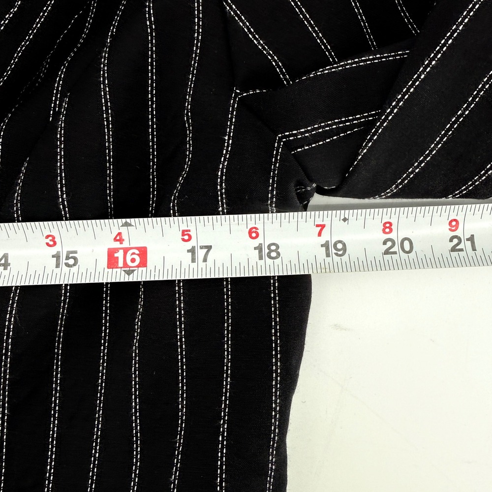 Beautiful and lightweight Wool Pendleton Pinstripe blazer/jacket Size 12 - Picture 9 of 12